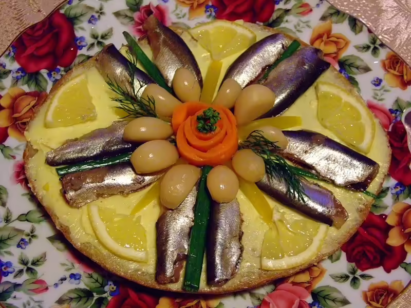 Бутерброд с килькой и килечным маслом