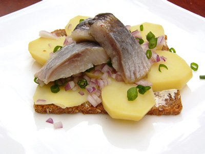 Бутерброд с сельдью