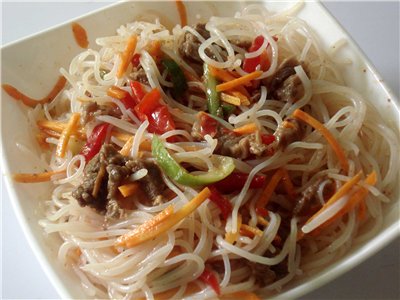 Салат из лапши с грибами