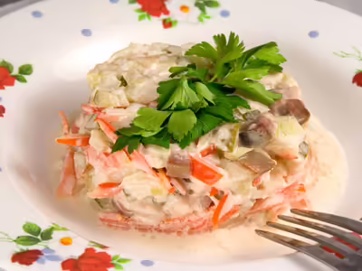 Салат из рыбы с хреном