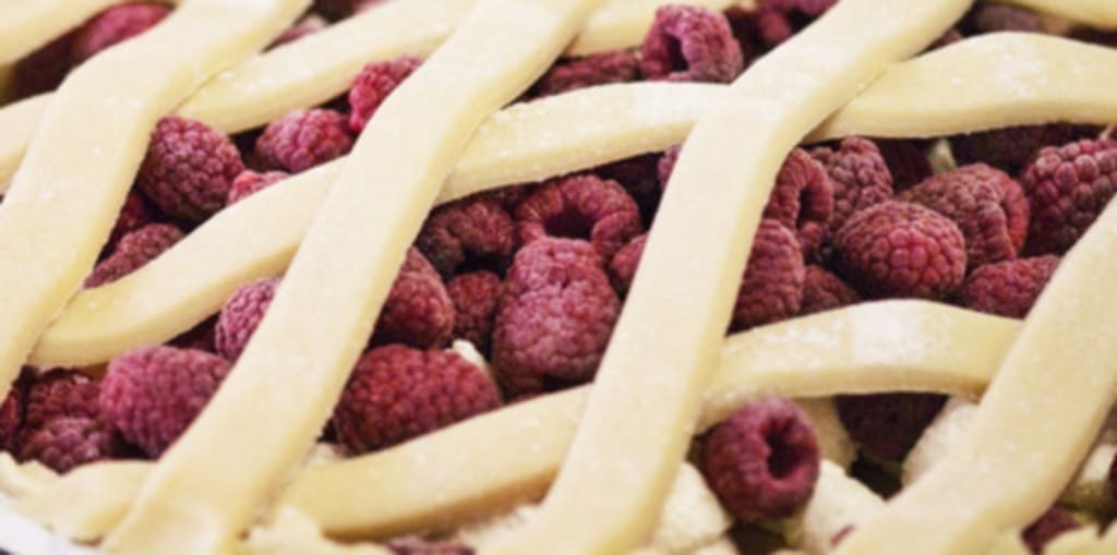 Пирог с малиной